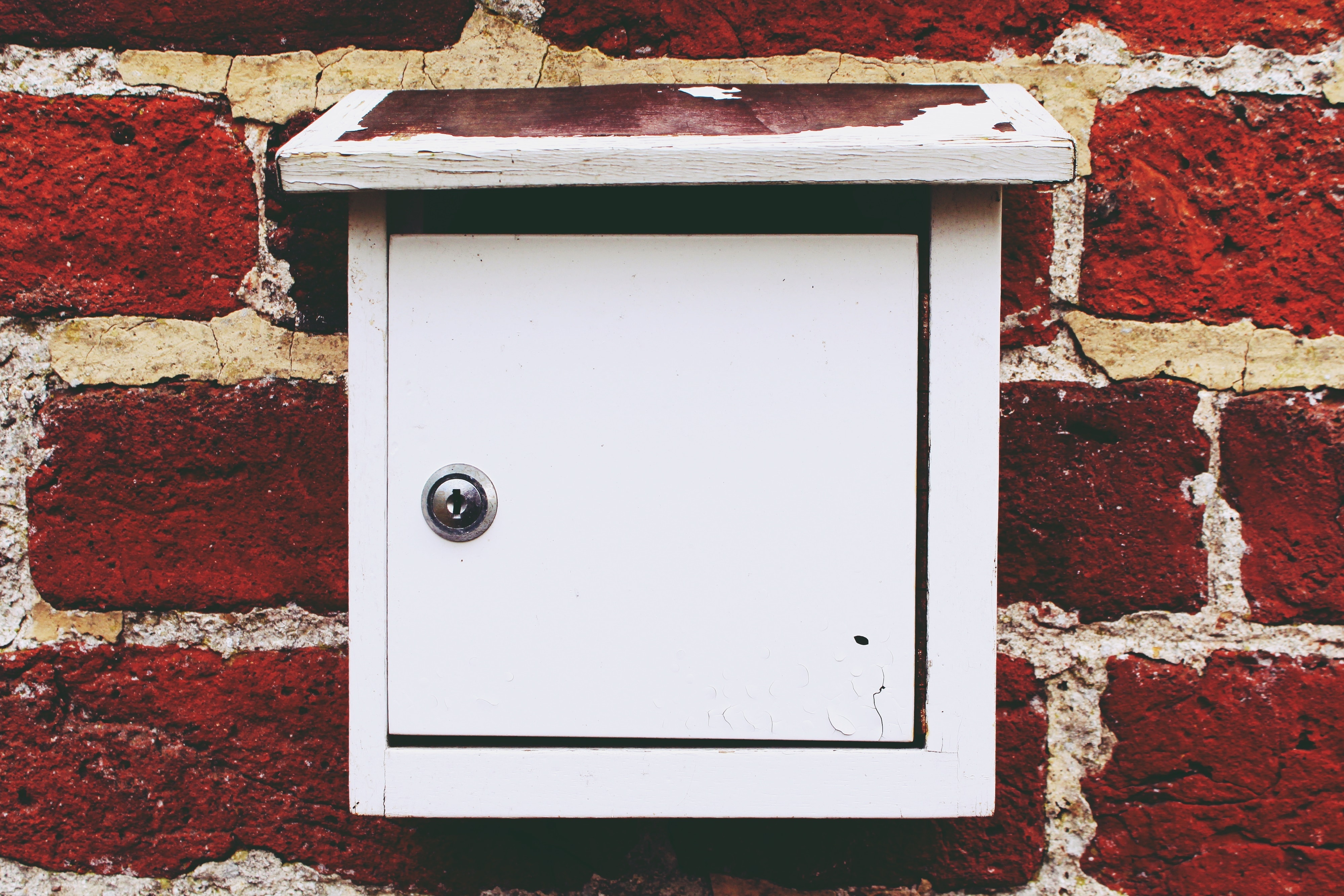 Wall, Post, Mailbox, Letter Box, Box, brick wall, red