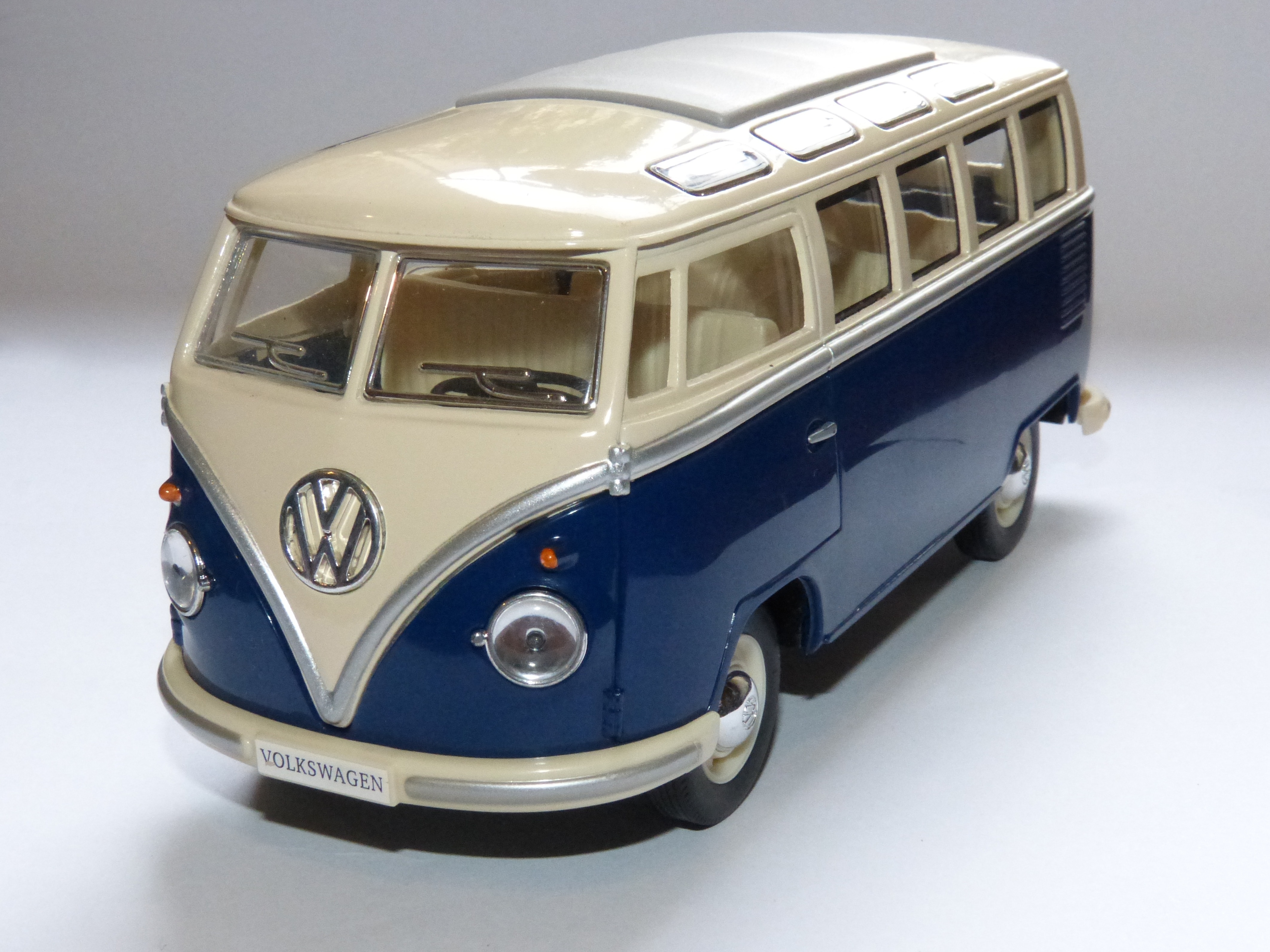 3840x2160 wallpaper | Toy, Van, Volkswagen, Miniature, car, collector's ...