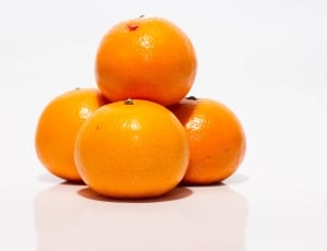 4 tangerines thumbnail