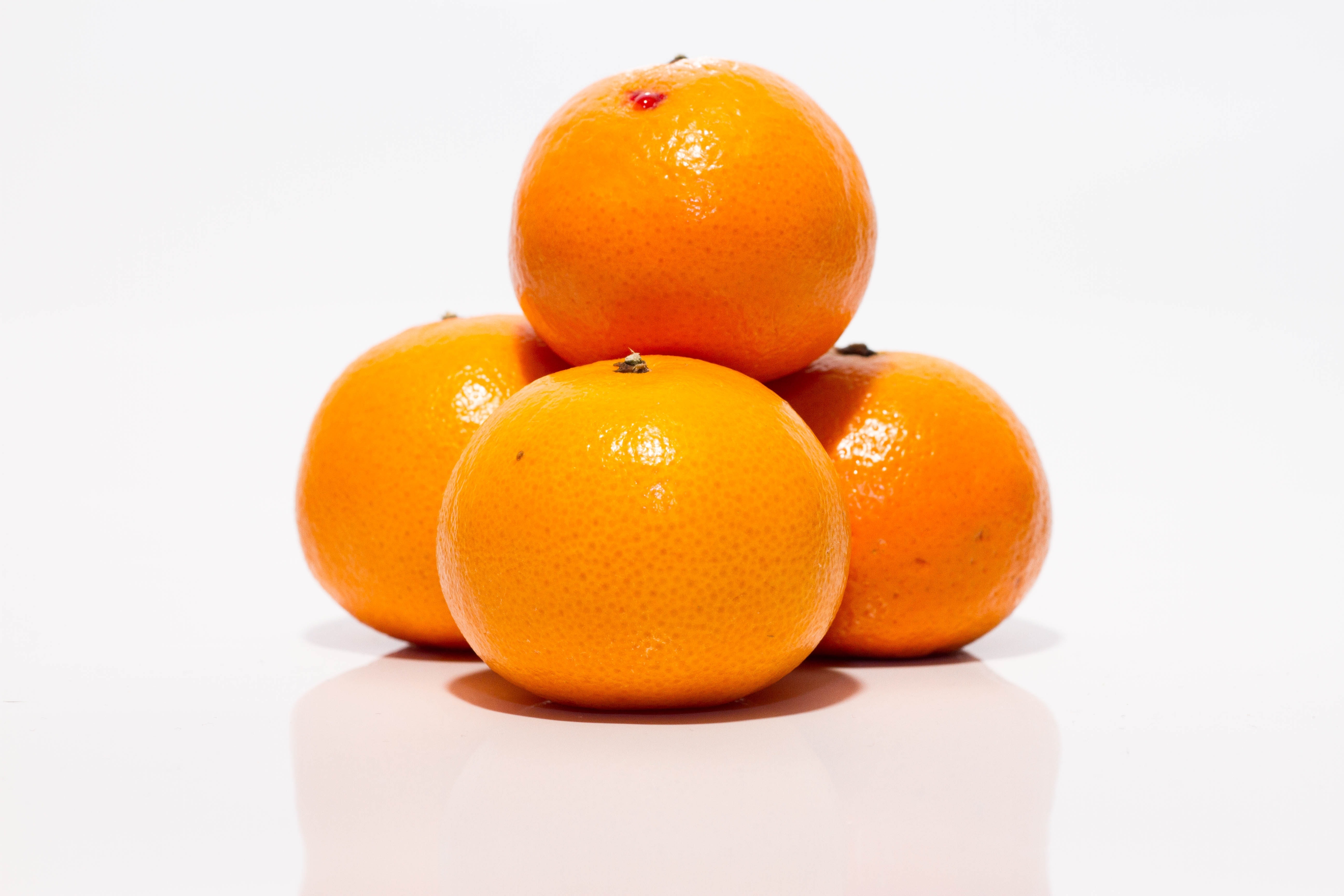 4 tangerines