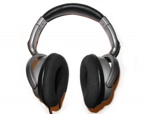 black and gray headphones thumbnail
