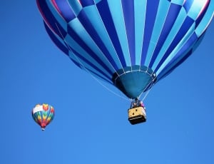 2 air balloons thumbnail
