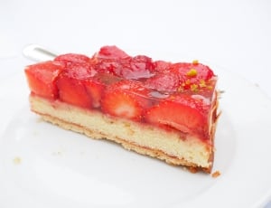 strawberry pie slice thumbnail