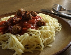 spaghetti with meatballs thumbnail