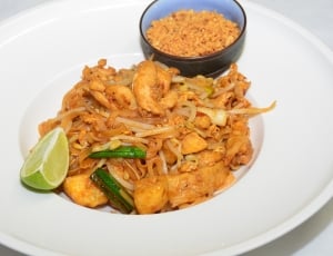 bean sprout and chicken with cutted lime thumbnail