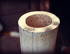 brown wooden cylinder thumbnail