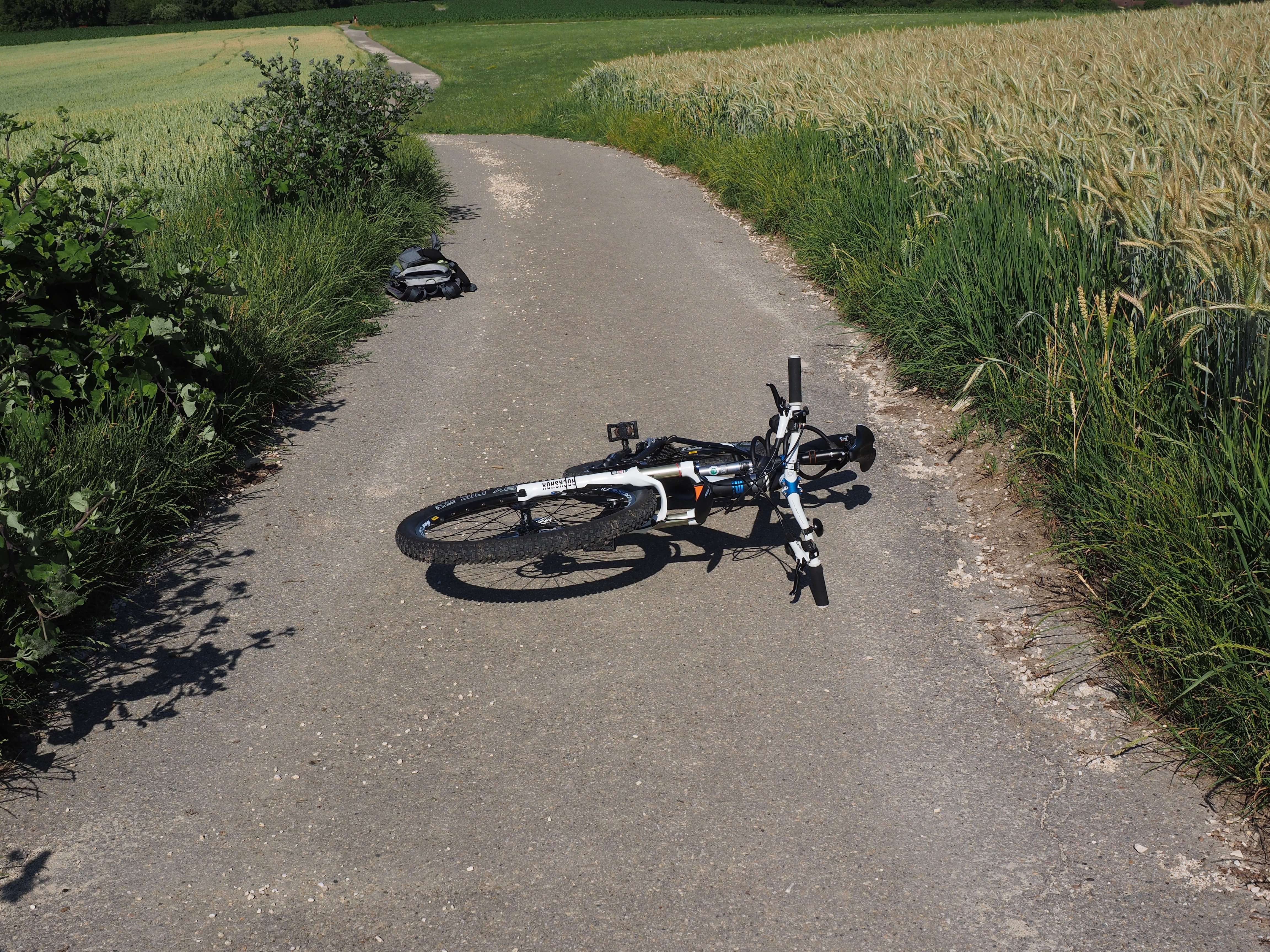 Bike, Accident, Mountain Bike, Fell Down, bicycle, road